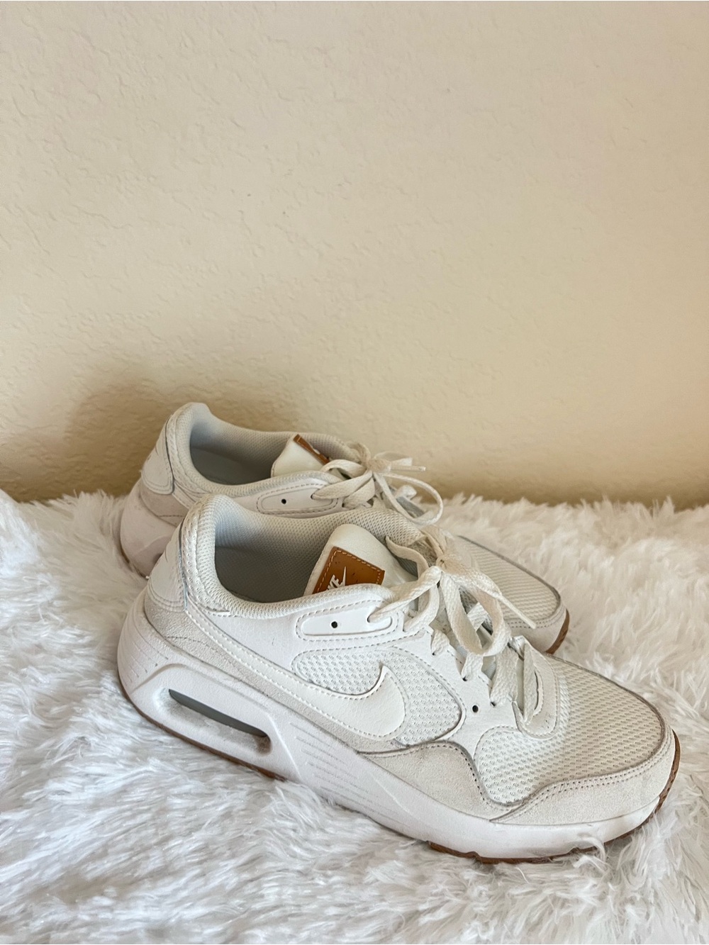 Nike Women's Cream and White Air Max Style Sneakers